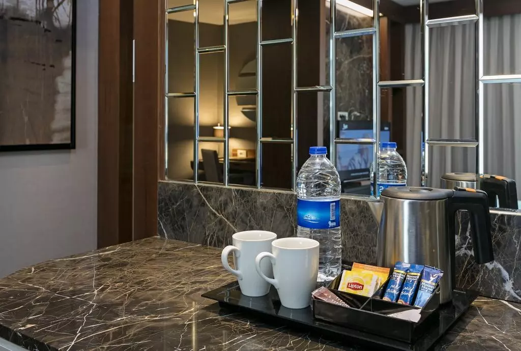 hotel titanic downtown istanbul_shabavizparvaz_11.jpg